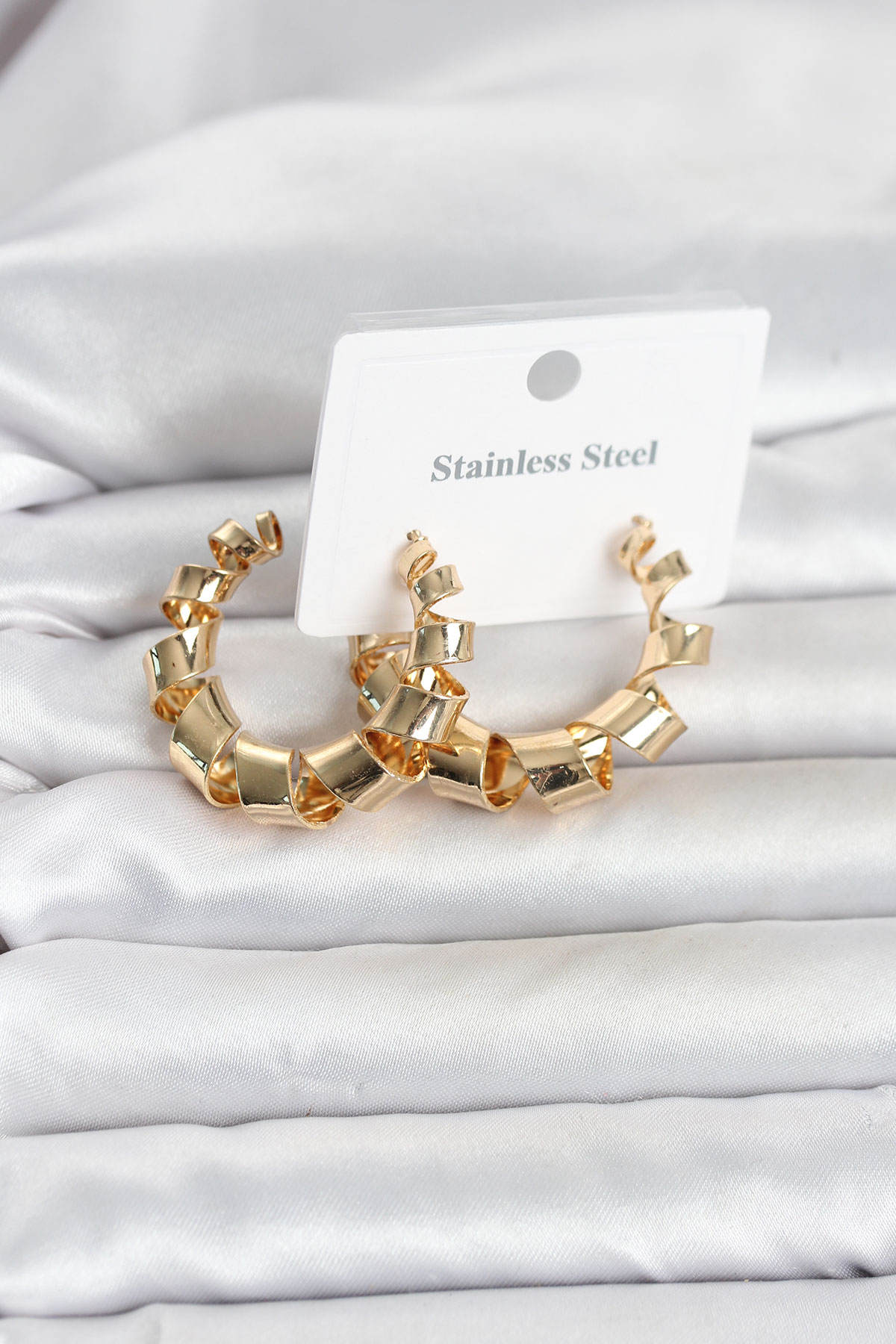 316L Çelik Gold Renk Spiral Halka Kadın Küpe 5886 1 316L Çelik Gold Renk Spiral Halka Kadın Küpe 5886