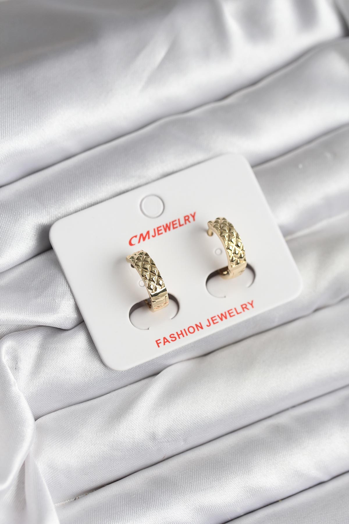 14K Gold Renk Kaplama CM Kadın Küpe 5886 1 14K Gold Renk Kaplama CM Kadın Küpe 5886