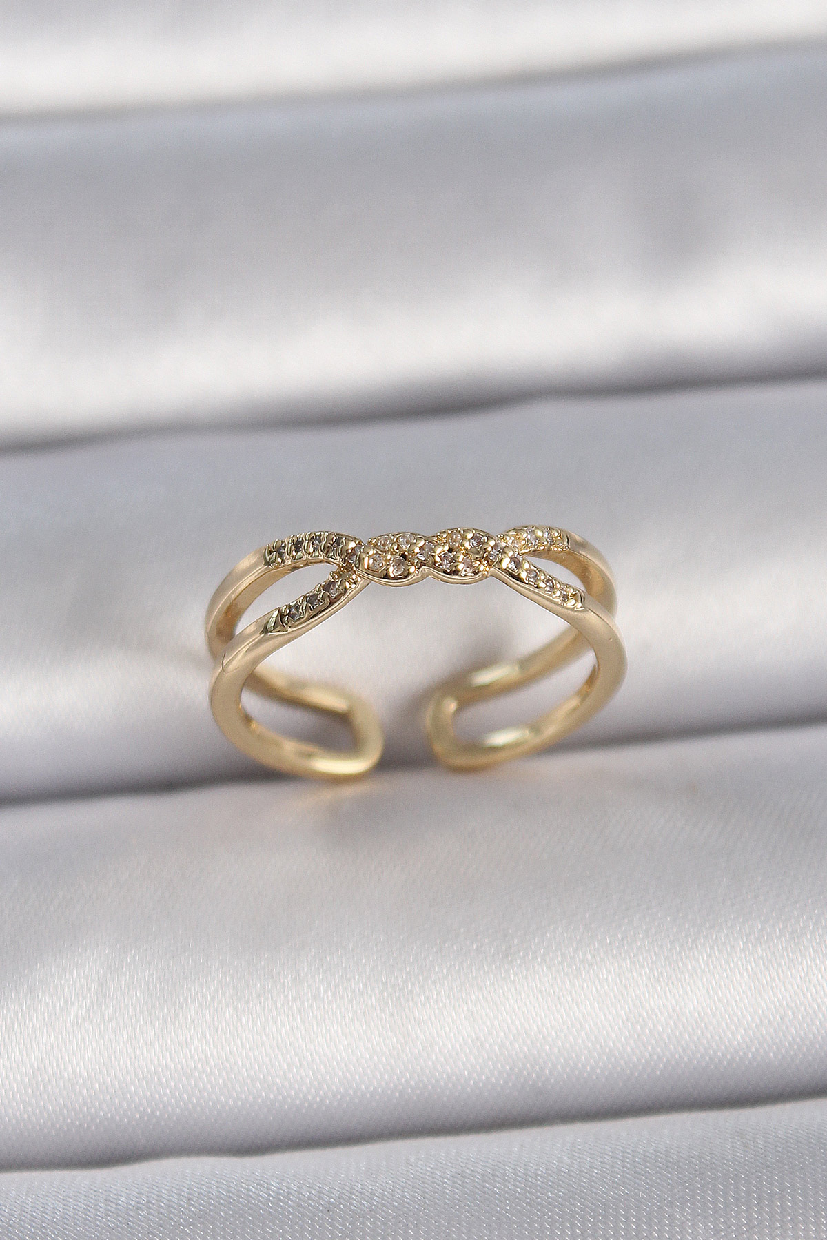 Pirinç Gold Renk Ayarlanabilir Zirkon Taşlı Sarmal Model Kadın Yüzük 5886 1 Pirinç Gold Renk Ayarlanabilir Zirkon Taşlı Sarmal Model Kadın Yüzük 5886