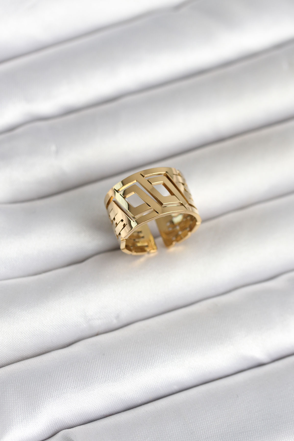 316L Çelik Gold Renk Geometrik Model Kadın Yüzük 5886 1 316L Çelik Gold Renk Geometrik Model Kadın Yüzük 5886