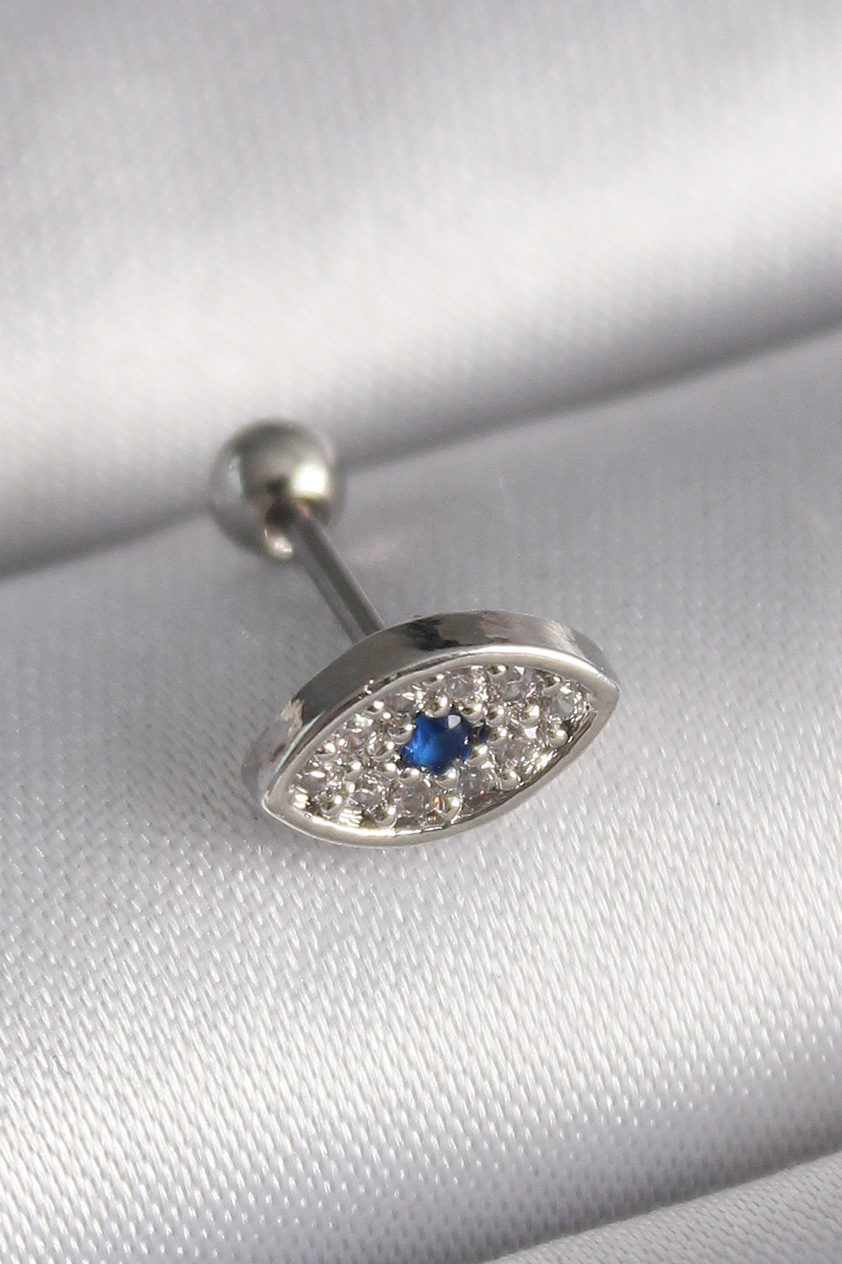 316L Çelik Gümüş Renk Zirkon Taşlı Göz Tragus Piercing 5886 1 316L Çelik Gümüş Renk Zirkon Taşlı Göz Tragus Piercing 5886