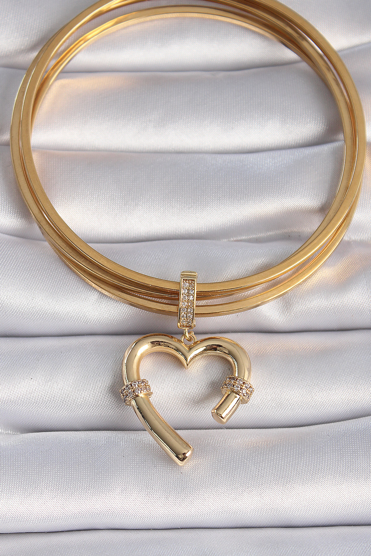 Pirinç Gold Renk Zirkon Taş Detaylı Kalp Figür Ajda Charm 5886 2 Pirinç Gold Renk Zirkon Taş Detaylı Kalp Figür Ajda Charm 5886 - Görsel 2