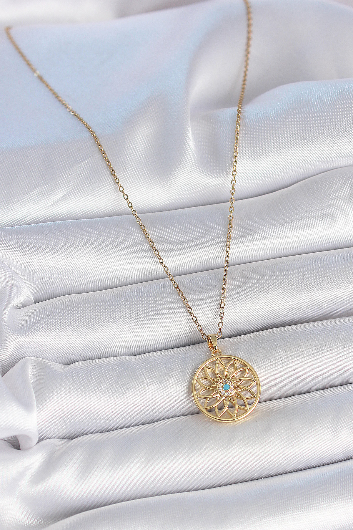 316L Çelik Gold Renk Zincr Mavi Taşlı Lotus Model Kadın Kolye 5886 2 316L Çelik Gold Renk Zincr Mavi Taşlı Lotus Model Kadın Kolye 5886 - Görsel 2