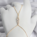 Pirinç Gold Renk Zirkon Taşlı Kadın Şahmeran 5886