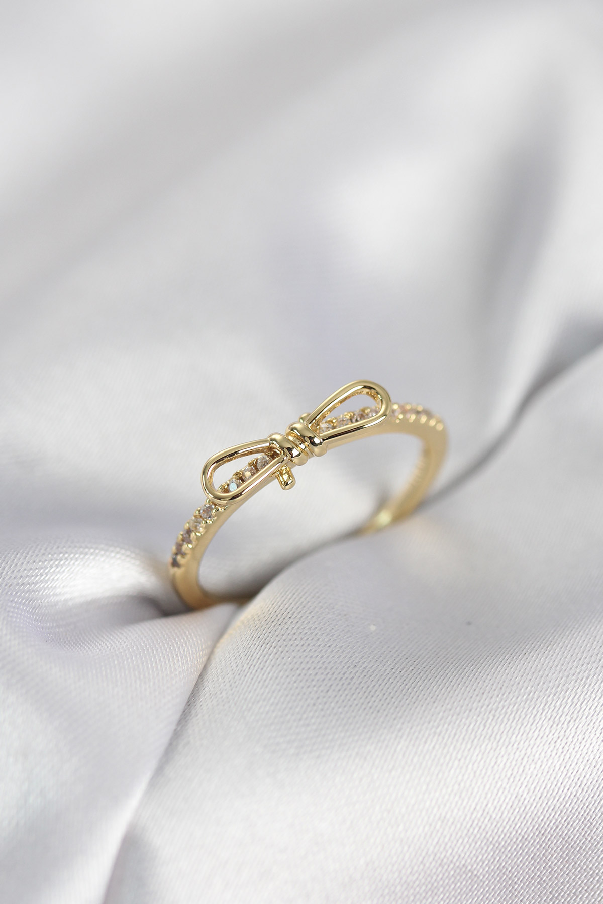 Fiyonk Model Zirkon Taşlı Gold Renk Kadın Yüzük 5886 1 Fiyonk Model Zirkon Taşlı Gold Renk Kadın Yüzük 5886