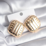 Pirinç Gold Renk İşleme Detay Kadın Küpe 5886