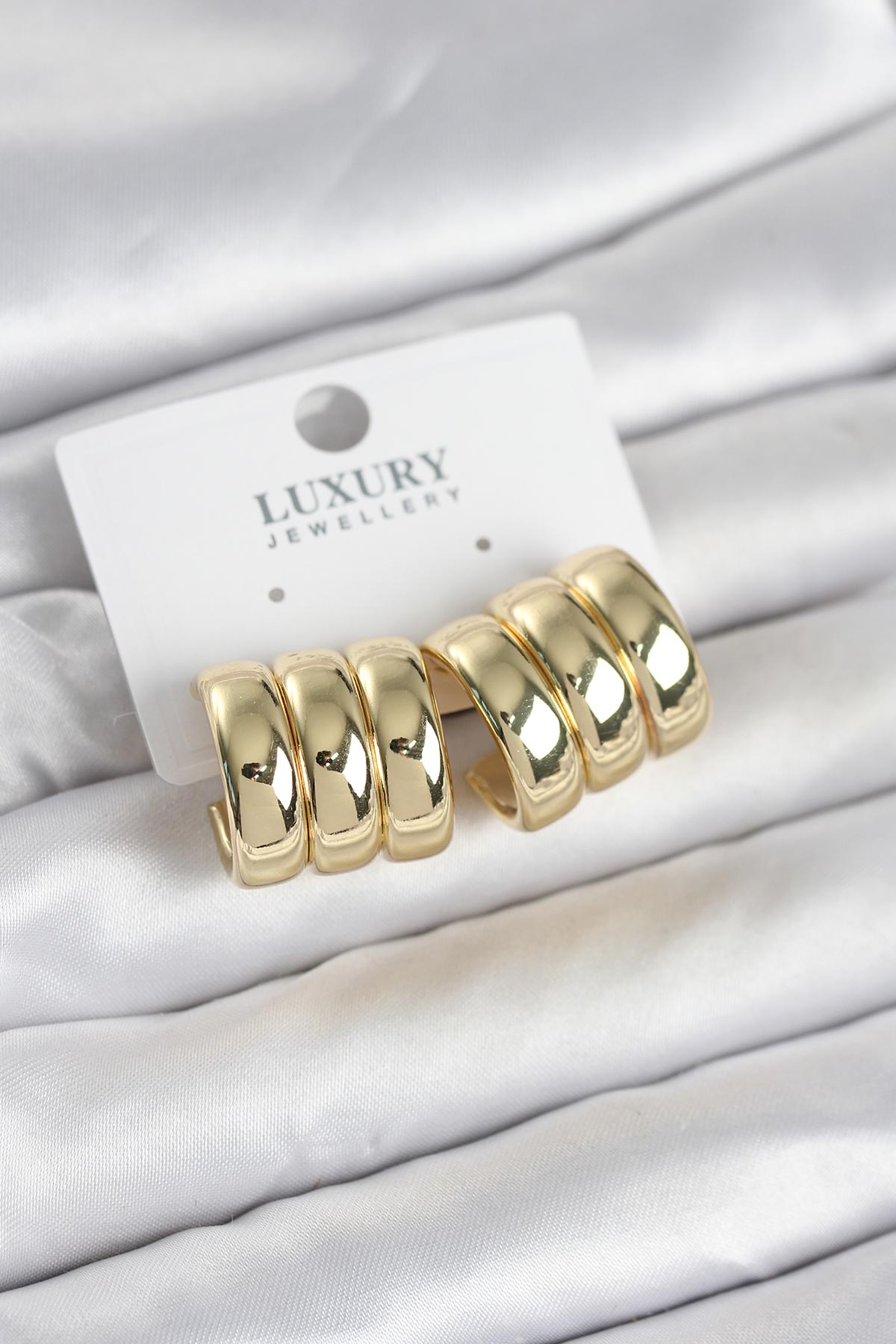 Pirinç Gold Renk Üçlü Görünüm Kadın Küpe 5886 1 Pirinç Gold Renk Üçlü Görünüm Kadın Küpe 5886