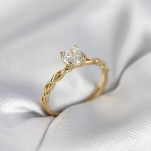 Gold Renk Sarmal Zincir Model Tek Taş Model Zirkon Taşlı Kadın Yüzük 5886