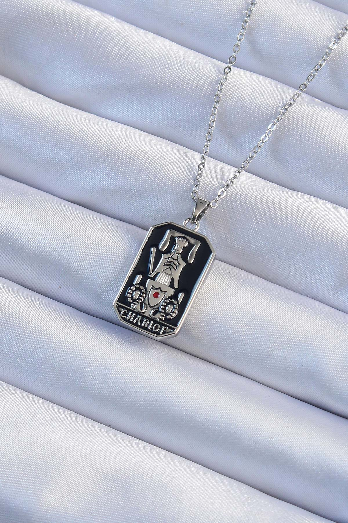 316L Çelik Zincir Gümüş Renk Siyah Mineli Tarot Kolye 5886 1 316L Çelik Zincir Gümüş Renk Siyah Mineli Tarot Kolye 5886