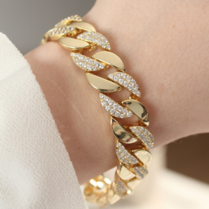 Vip Seri Pirinç Zirkon Taşlı Gold Renk Gurmet Bileklik 5886