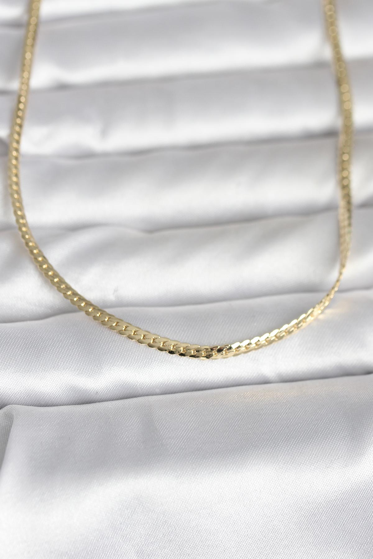 CM 14K Gold Renk Yassı Zincir Model 45 cm Kadın Kolye 5886 1 CM 14K Gold Renk Yassı Zincir Model 45 cm Kadın Kolye 5886
