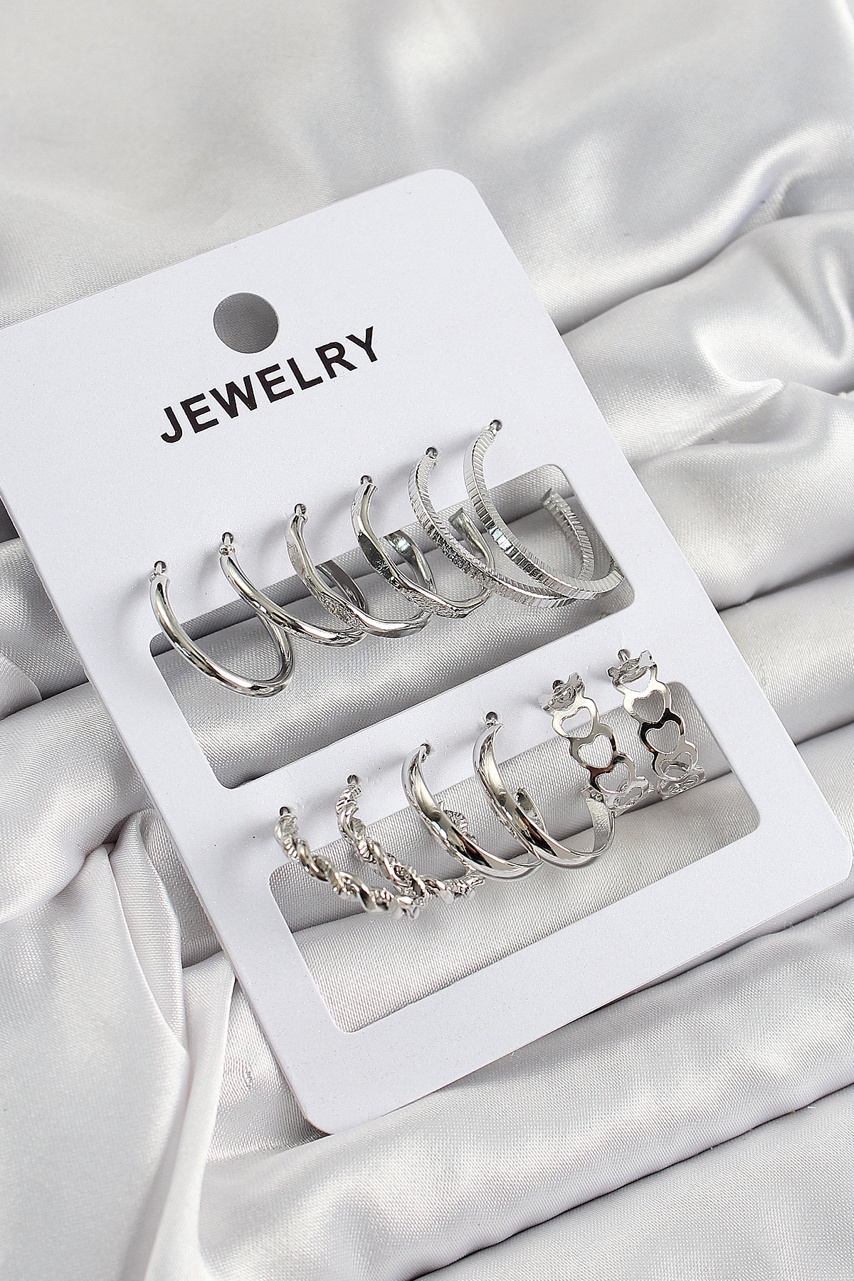 Pirinç Karışık Halka Model Gümüş Renk 6 Çift Kadın Küpe Set 5886 1 Pirinç Karışık Halka Model Gümüş Renk 6 Çift Kadın Küpe Set 5886