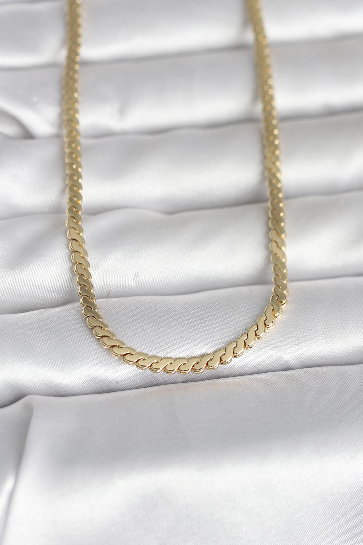 CM 14K Gold Renk Yassı Ezme Zincir Model 60 cm Kadın Kolye 5886 1 CM 14K Gold Renk Yassı Ezme Zincir Model 60 cm Kadın Kolye 5886