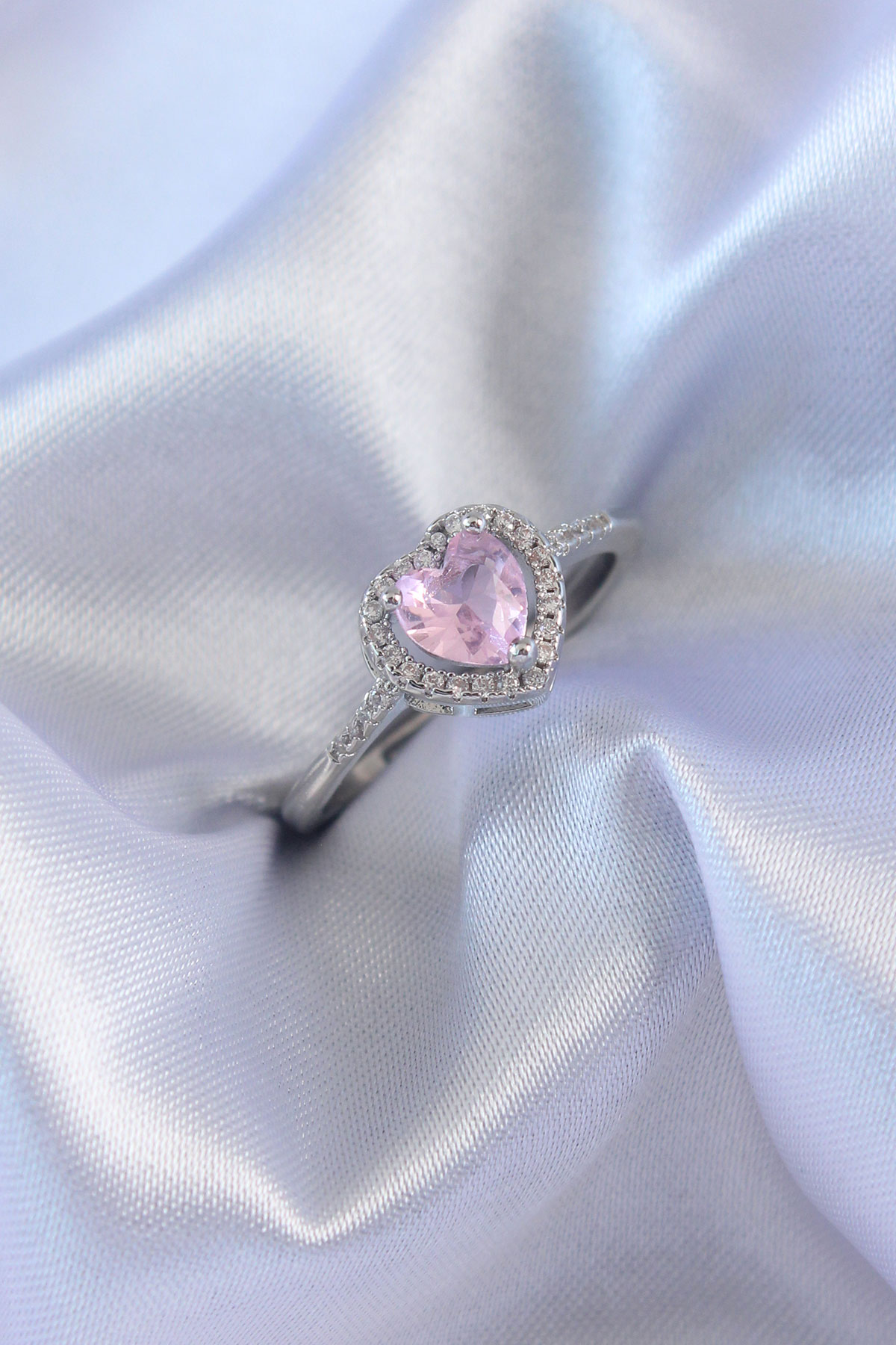 Gümüş Renk Pembe Zirkon Taşlı Kalp Charm Model Pirinç Kadın Yüzük 5886 1 Gümüş Renk Pembe Zirkon Taşlı Kalp Charm Model Pirinç Kadın Yüzük 5886