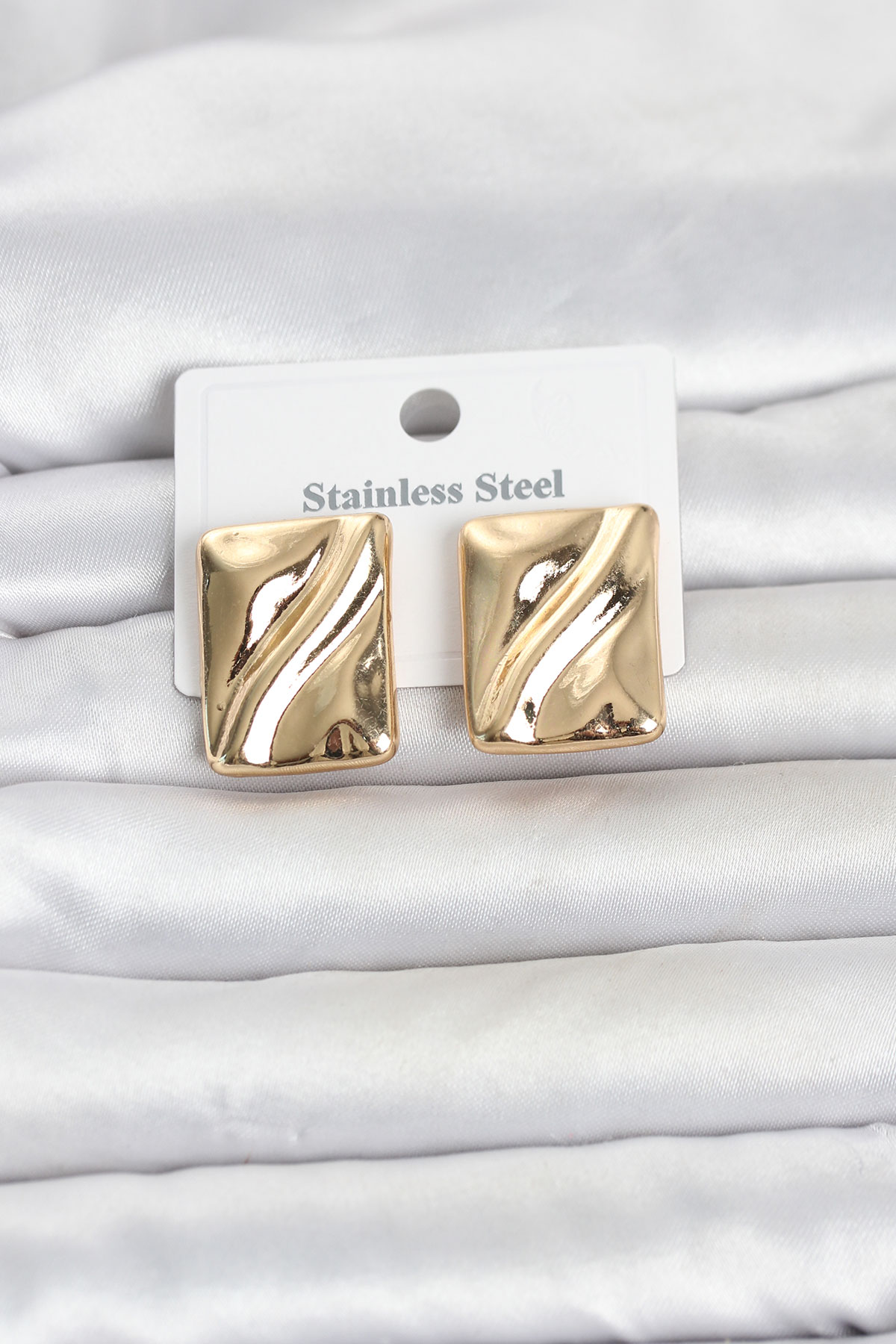 316L Çelik Gold Renk Plaka Model Kadın Küpe 5886 1 316L Çelik Gold Renk Plaka Model Kadın Küpe 5886