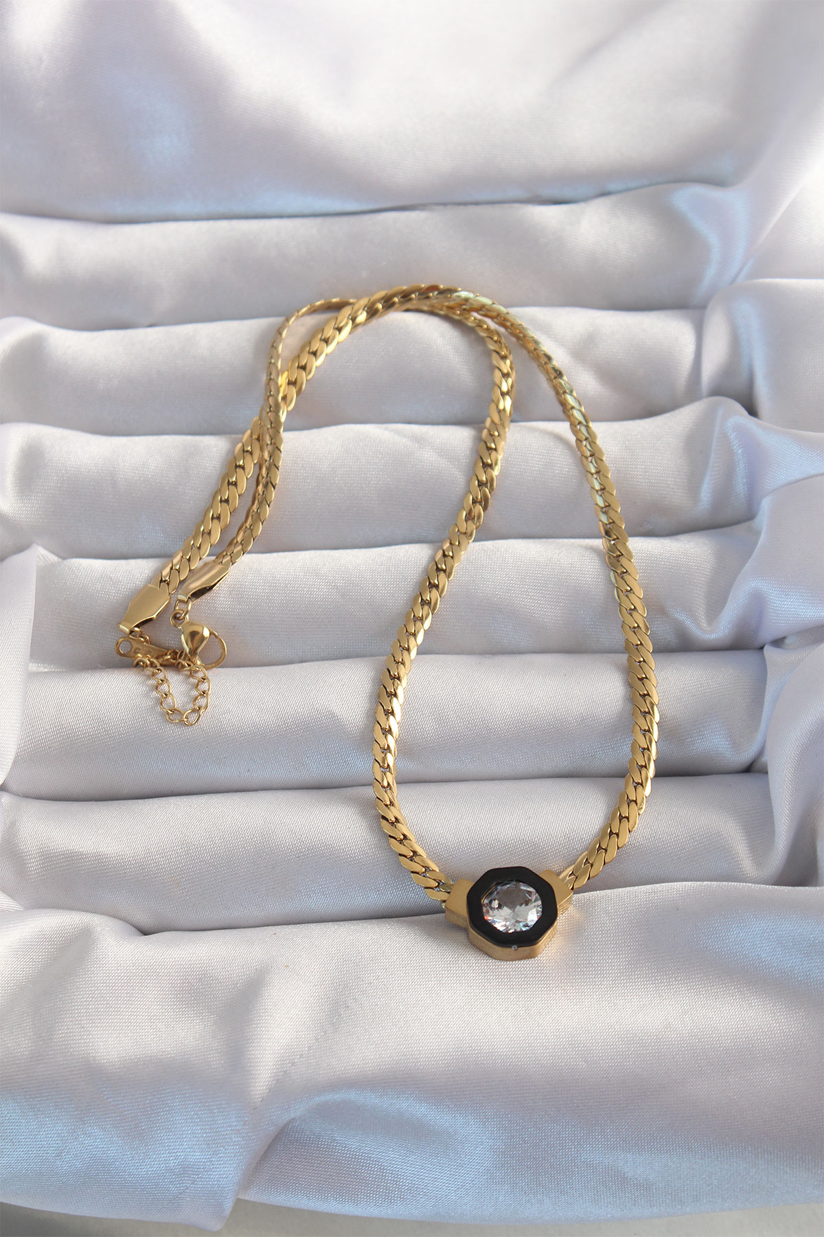 316L Çelik Gold Renk Ezme Zincir Zirkon Taşlı Mineli Serenay Kolyesi 5886 2 316L Çelik Gold Renk Ezme Zincir Zirkon Taşlı Mineli Serenay Kolyesi 5886 - Görsel 2