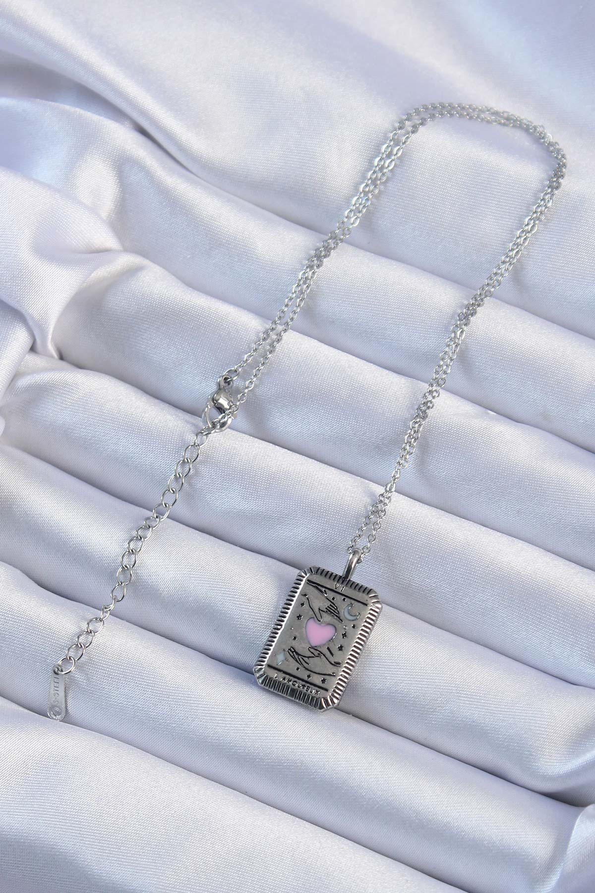 316L Çelik Zincir Eskitme Gümüş Renk Pembe Mineli Kalp Figürlü Tarot Kolye 5886 2 316L Çelik Zincir Eskitme Gümüş Renk Pembe Mineli Kalp Figürlü Tarot Kolye 5886 - Görsel 2