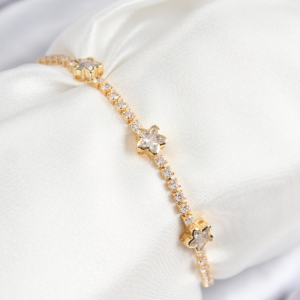 Pirinç Zirkon Taşlı Yıldız Model Gold Renk Asansörlü Kadın Bileklik 5886