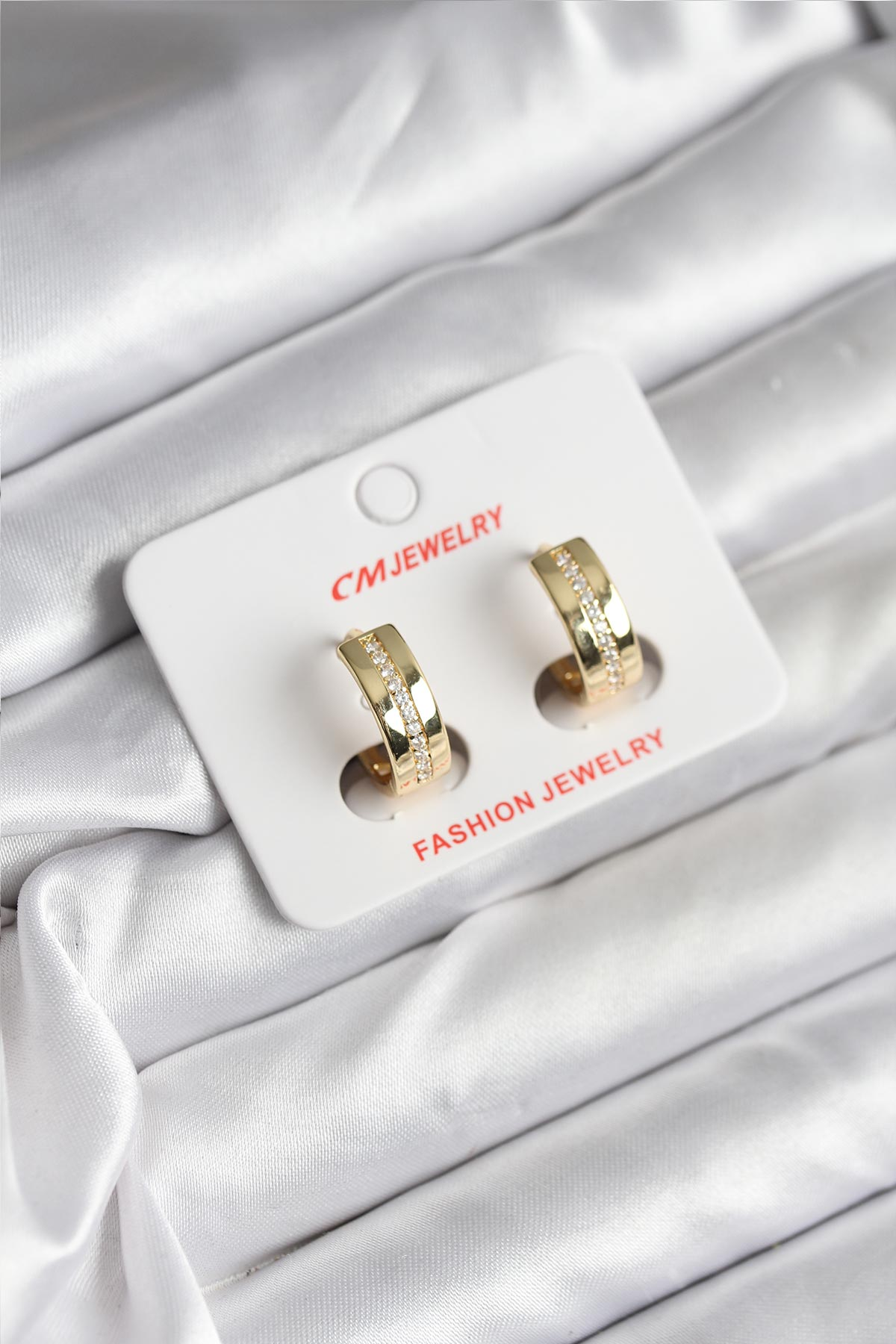 14K Gold Renk Kaplama Zirkon Taşlı Halka Model CM Kadın Küpe 5886 1 14K Gold Renk Kaplama Zirkon Taşlı Halka Model CM Kadın Küpe 5886