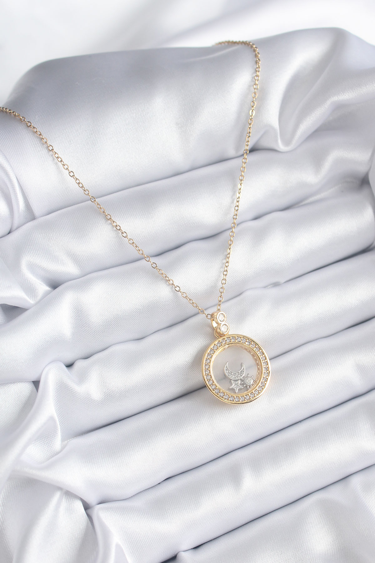 316L Çelik Gold Renk Zirkon Taş Detay Ay Yıldız Fanus Model Kadın Kolye 5886 2 316L Çelik Gold Renk Zirkon Taş Detay Ay Yıldız Fanus Model Kadın Kolye 5886 - Görsel 2