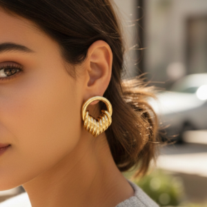 Pirinç Gold Renk Halka Sarmal Model Vintage Kadın Küpe 5886