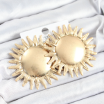 Pirinç Güneş Model Gold Renk Kadın Küpe 5886