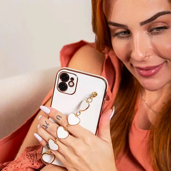 Ally iPhone 12 6.1inç Kılıf Kalp Bileklik Tutuculu Lüx Silikon Askılı Kılıf-(5775) 4 Ally iPhone 12 6.1inç Kılıf Kalp Bileklik Tutuculu Lüx Silikon Askılı Kılıf-(5775) - Görsel 4