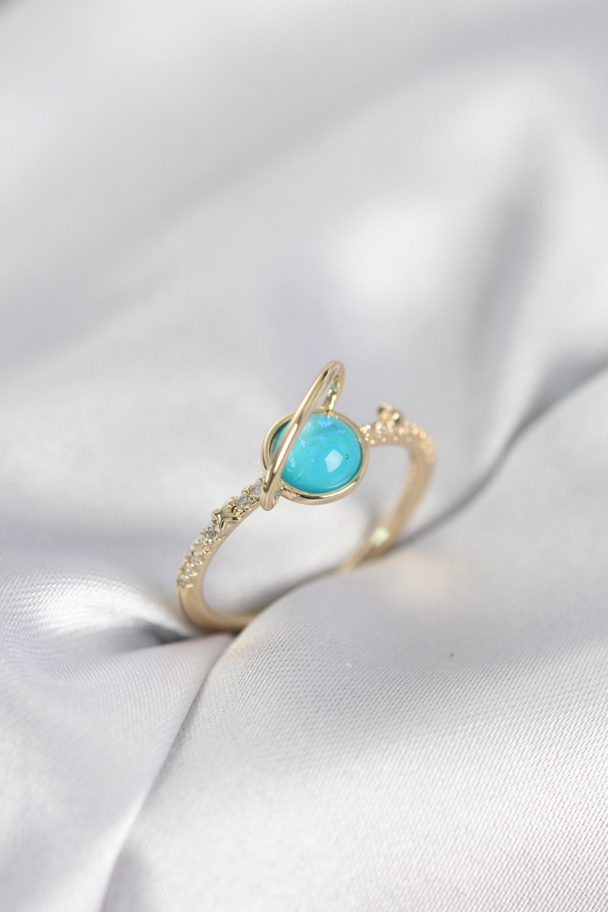 Gold Renk Zirkon Taşlı Satürn Model Kadın Yüzük 5886 1 Gold Renk Zirkon Taşlı Satürn Model Kadın Yüzük 5886
