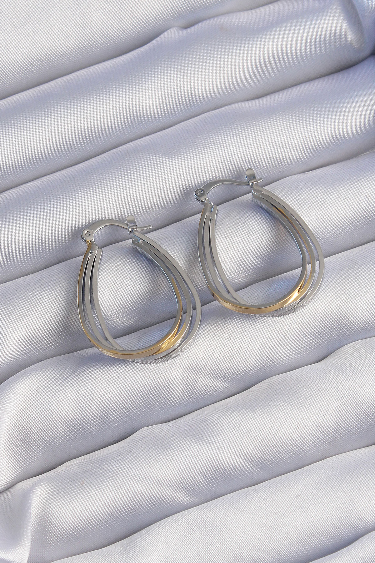 Pirinç Gold Gümüş Renkli Oval Çoklu Görünümlü Küpe 5886 1 Pirinç Gold Gümüş Renkli Oval Çoklu Görünümlü Küpe 5886