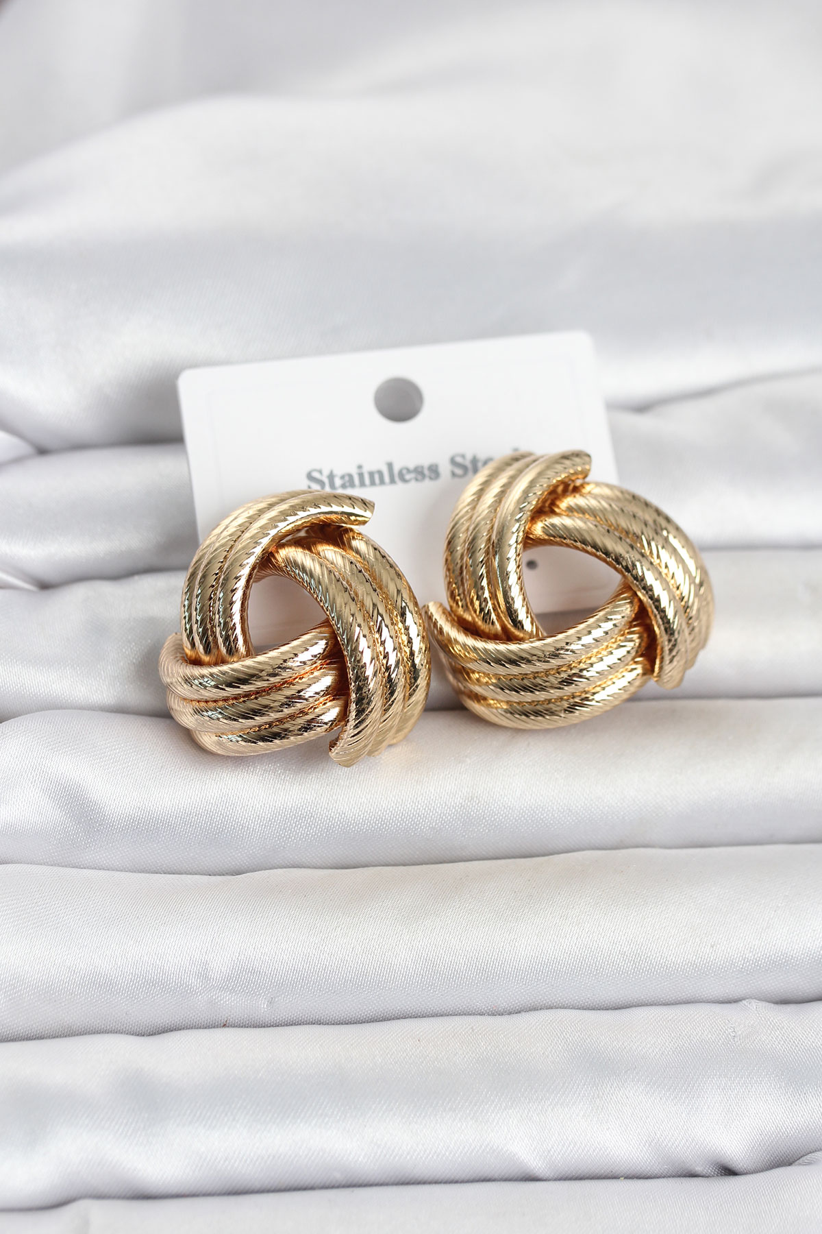 316L Çelik Gold Renk Sarmal Model Kadın Küpe 5886 1 316L Çelik Gold Renk Sarmal Model Kadın Küpe 5886