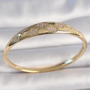 Pirinç Gold Renk Zirkon Taşlı Yıldız İşlemeli Kadın Kelepçe 5886