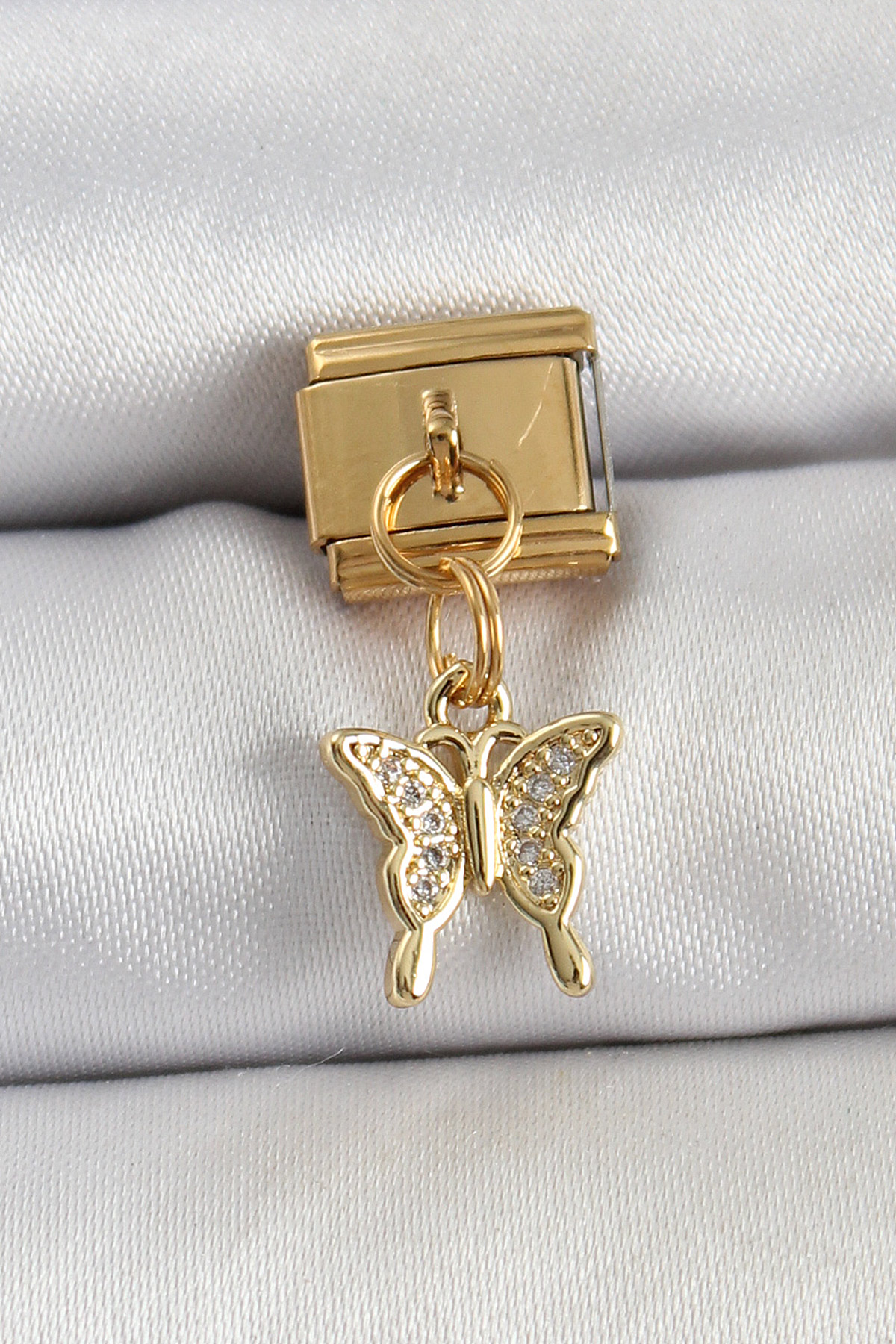 316L Çelik Sallantılı Zirkon Taşlı Kelebek Model Gold Renk Nomination Charm 5886 1 316L Çelik Sallantılı Zirkon Taşlı Kelebek Model Gold Renk Nomination Charm 5886