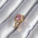Pirinç Gold Renk Pembe Zirkon Taşlı Charm Kalp Model Kadın Yüzük 5886