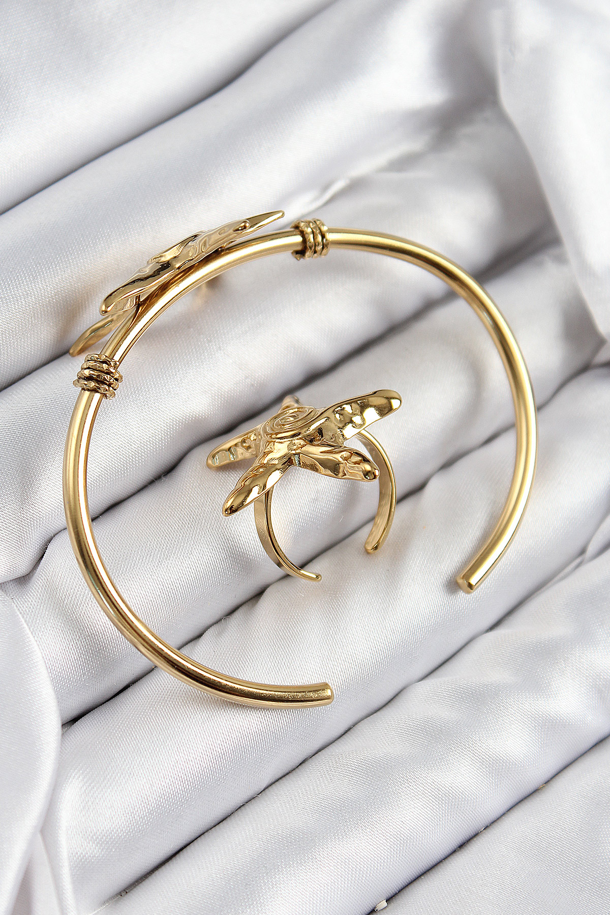 Pirinç Deniz Yıldızı Model Gold Renk Bileklik Yüzük Set 5886 2 Pirinç Deniz Yıldızı Model Gold Renk Bileklik Yüzük Set 5886 - Görsel 2