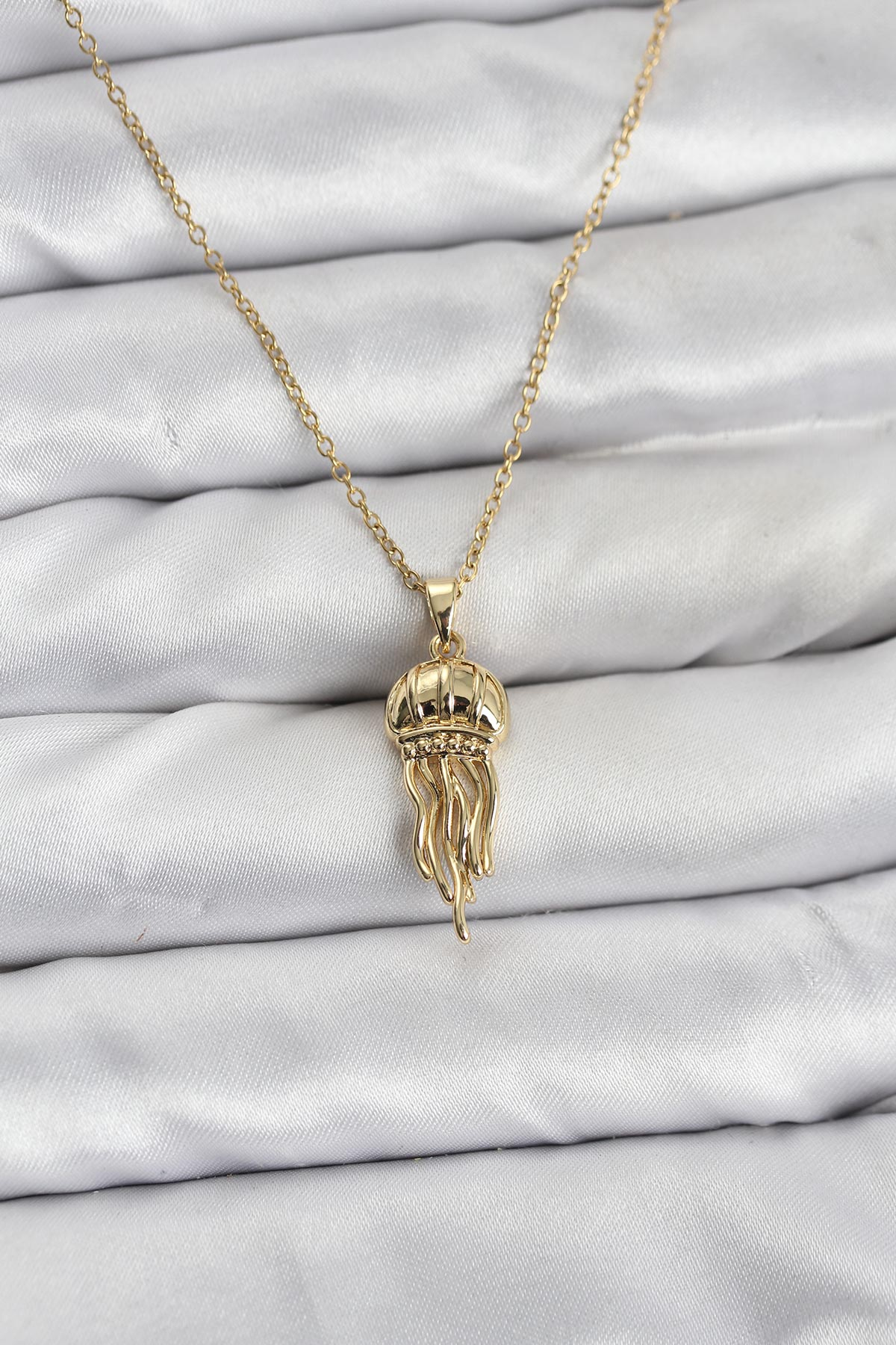 316L Çelik Zincir Gold Renk Deniz Anası Model Zirkon Taşlı Kadın Kolye 5886 1 316L Çelik Zincir Gold Renk Deniz Anası Model Zirkon Taşlı Kadın Kolye 5886