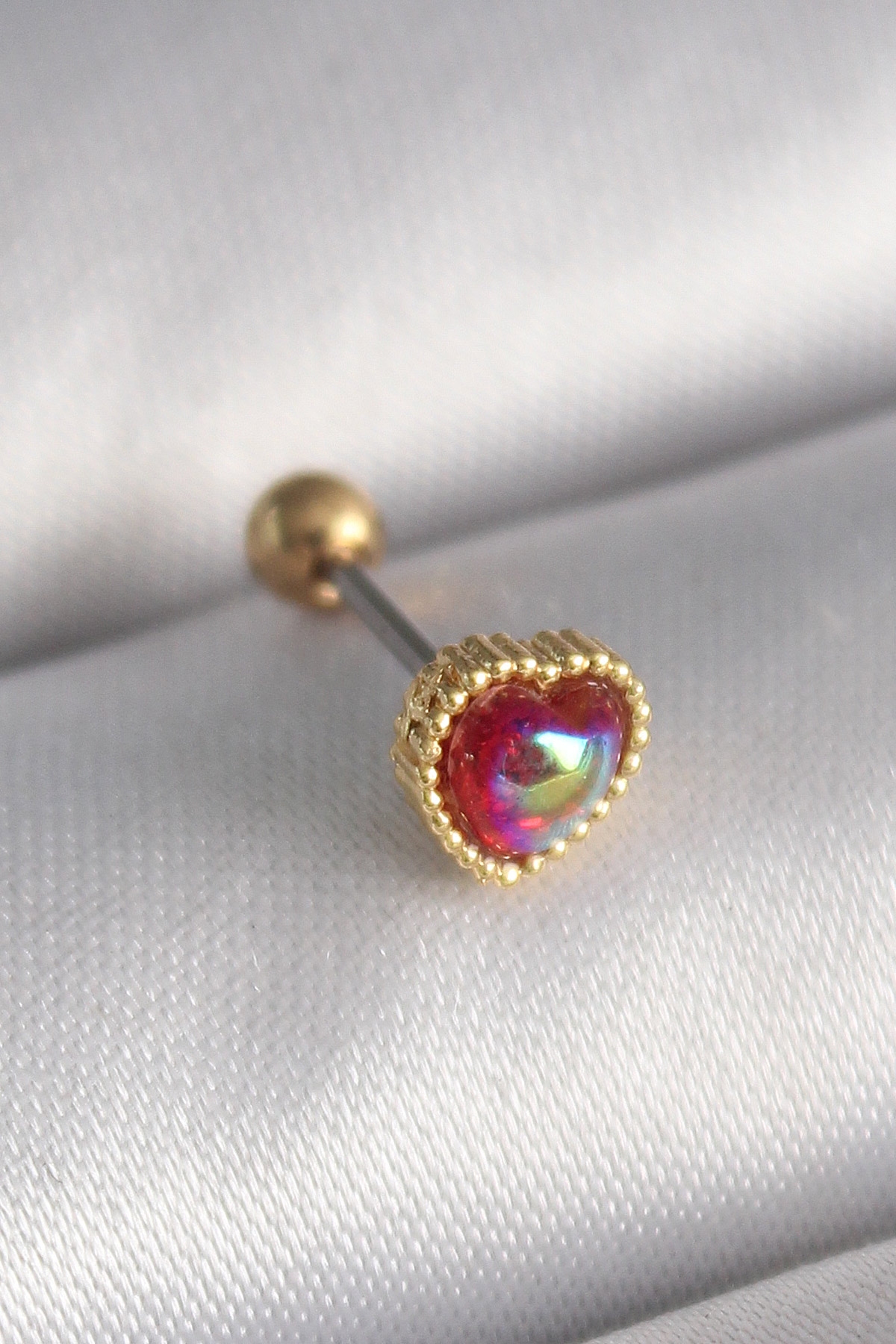 316L Çelik Gold Renk Kırmızı Mineli Kalp Tragus Piercing 5886 1 316L Çelik Gold Renk Kırmızı Mineli Kalp Tragus Piercing 5886