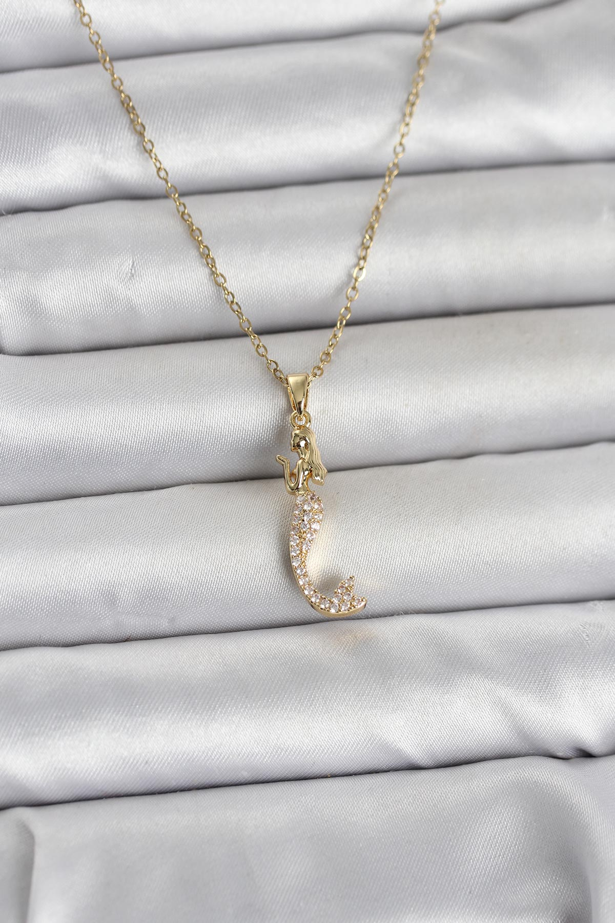 316L Çelik Zincir Gold Renk Zirkon Taşlı Deniz Kızı Model Kadın Kolye 5886 1 316L Çelik Zincir Gold Renk Zirkon Taşlı Deniz Kızı Model Kadın Kolye 5886