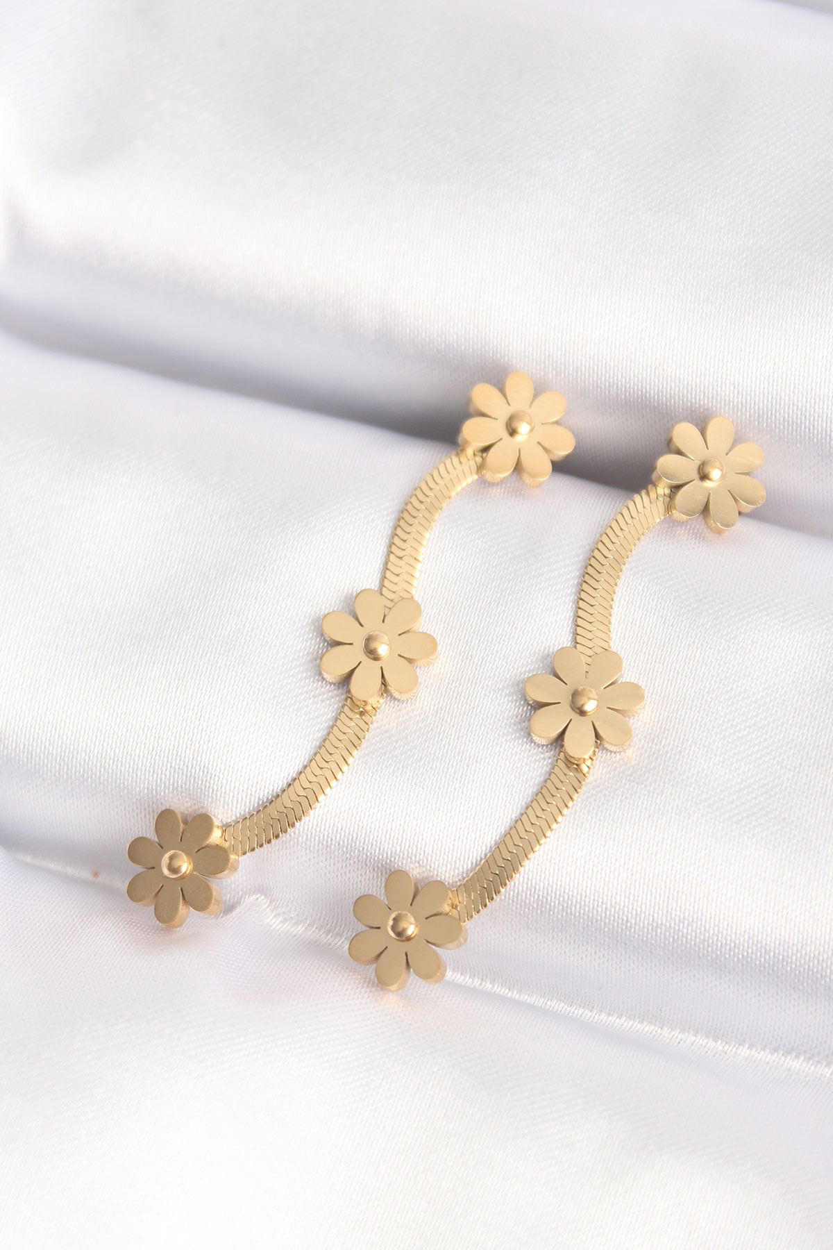 316L Çelik Gold Renk İtalyan Zincir Papatya Küpe 5886 1 316L Çelik Gold Renk İtalyan Zincir Papatya Küpe 5886