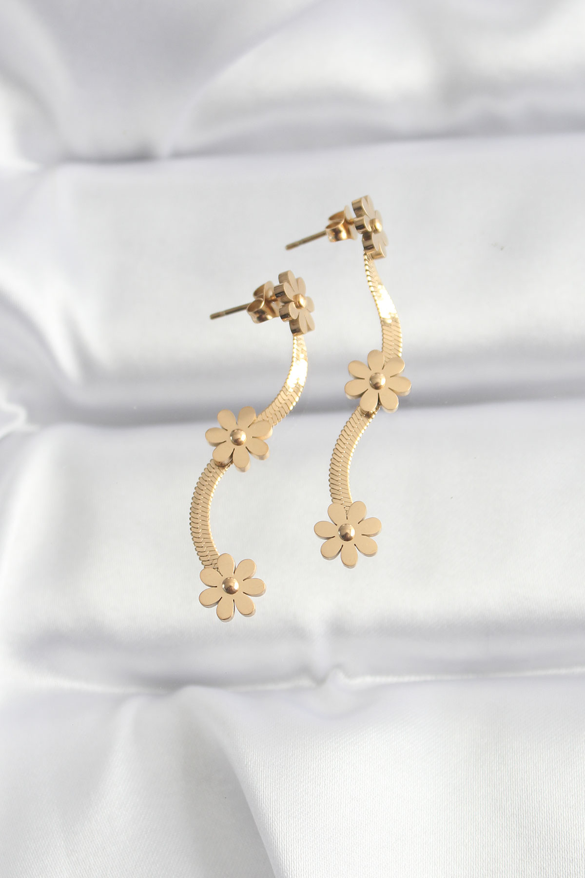 316L Çelik Gold Renk İtalyan Zincir Papatya Küpe 5886 2 316L Çelik Gold Renk İtalyan Zincir Papatya Küpe 5886 - Görsel 2