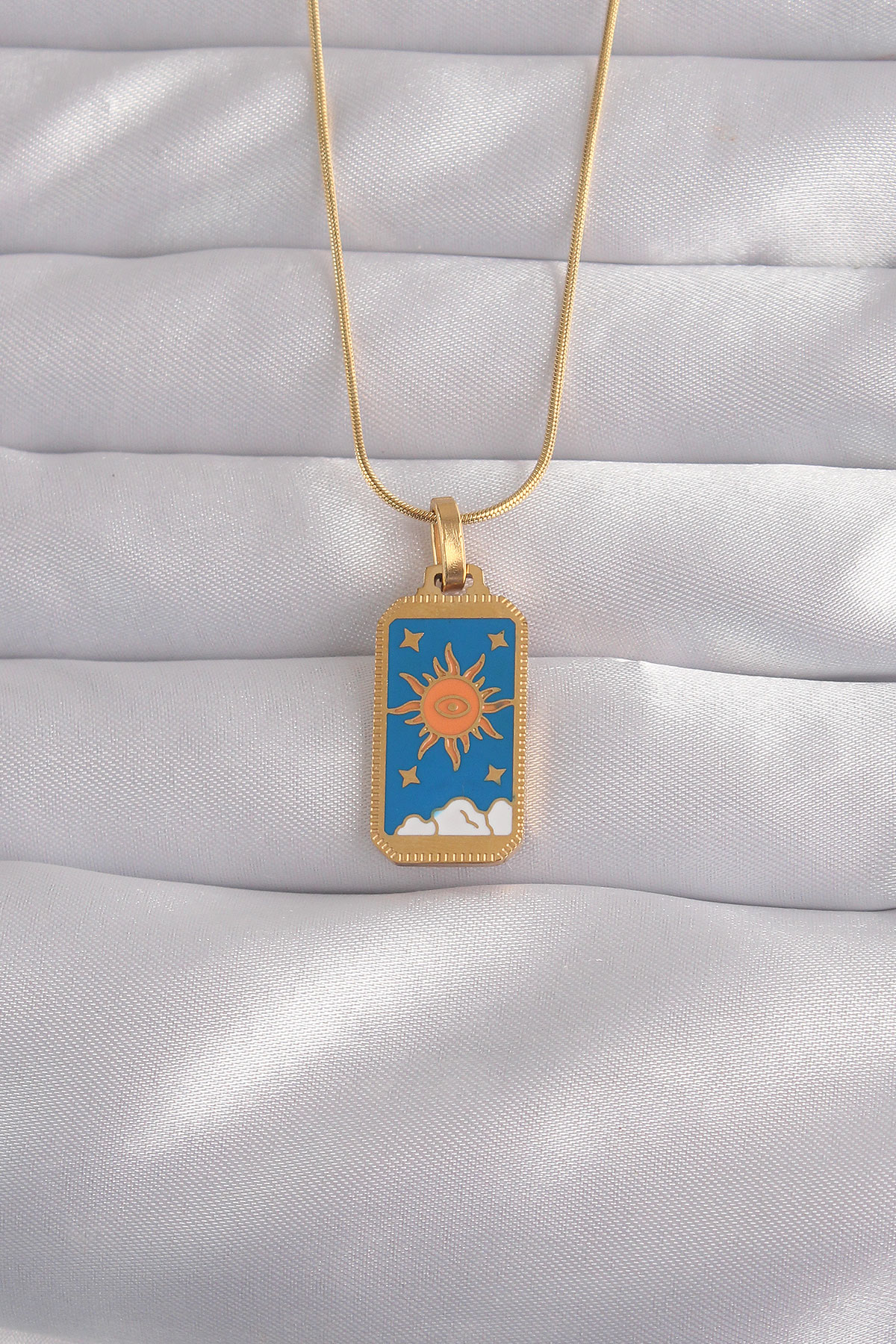316L Çelik Gold Renk Mavi Mineli Güneş Model Tarot Kolye 5886 1 316L Çelik Gold Renk Mavi Mineli Güneş Model Tarot Kolye 5886