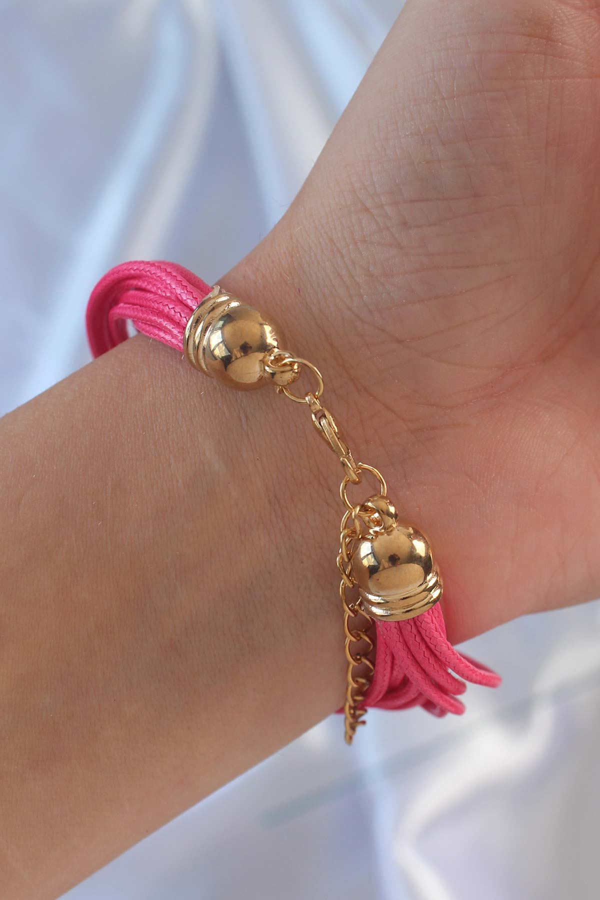 Pembe Renk Zirkon Taşlı Metal Aksesuarlı İpli Çoklu Bileklik 5886 2 Pembe Renk Zirkon Taşlı Metal Aksesuarlı İpli Çoklu Bileklik 5886 - Görsel 2