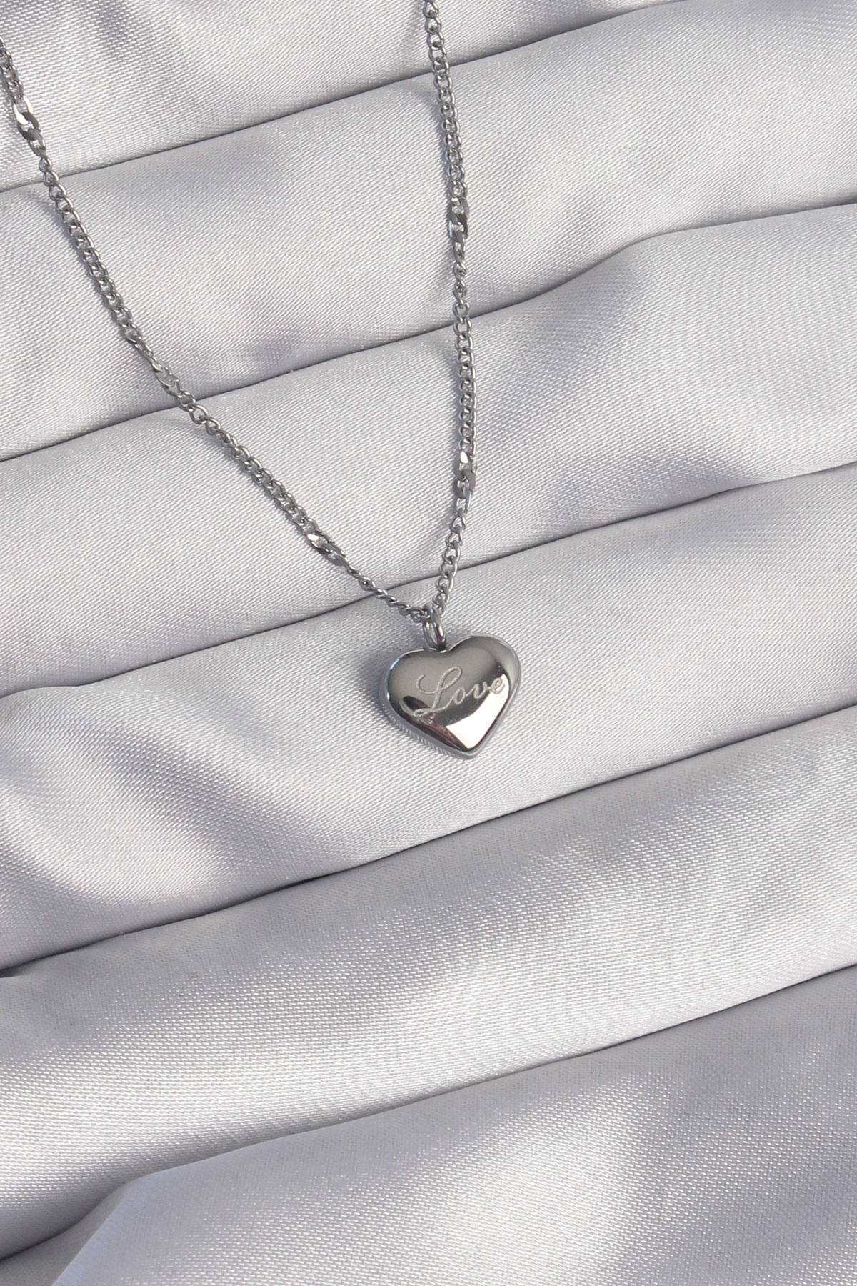 316L Çelik Gümüş Renk Kalp Model Love Kolye 5886 1 316L Çelik Gümüş Renk Kalp Model Love Kolye 5886