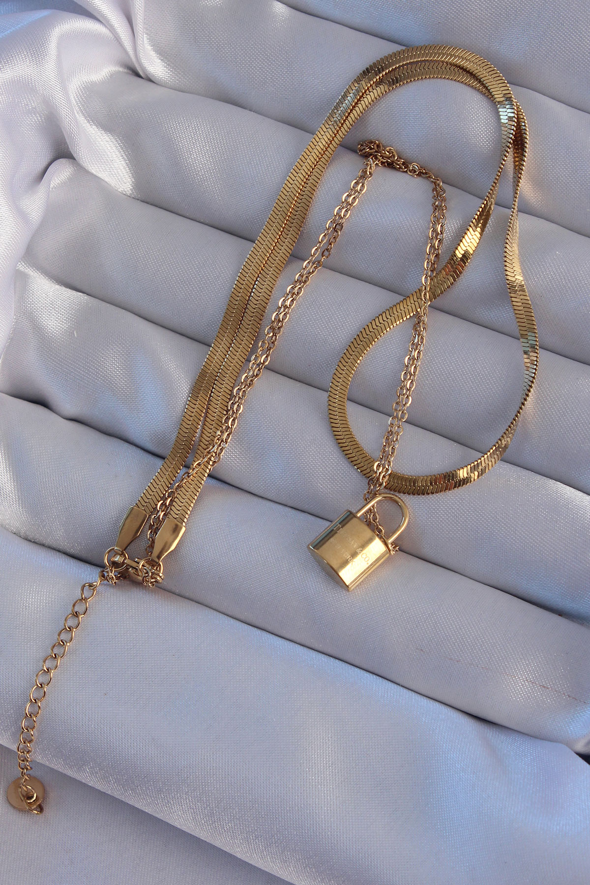 316L Çelik Gold Renk Çift Zincir Kilit Model Kolye 5886 2 316L Çelik Gold Renk Çift Zincir Kilit Model Kolye 5886 - Görsel 2