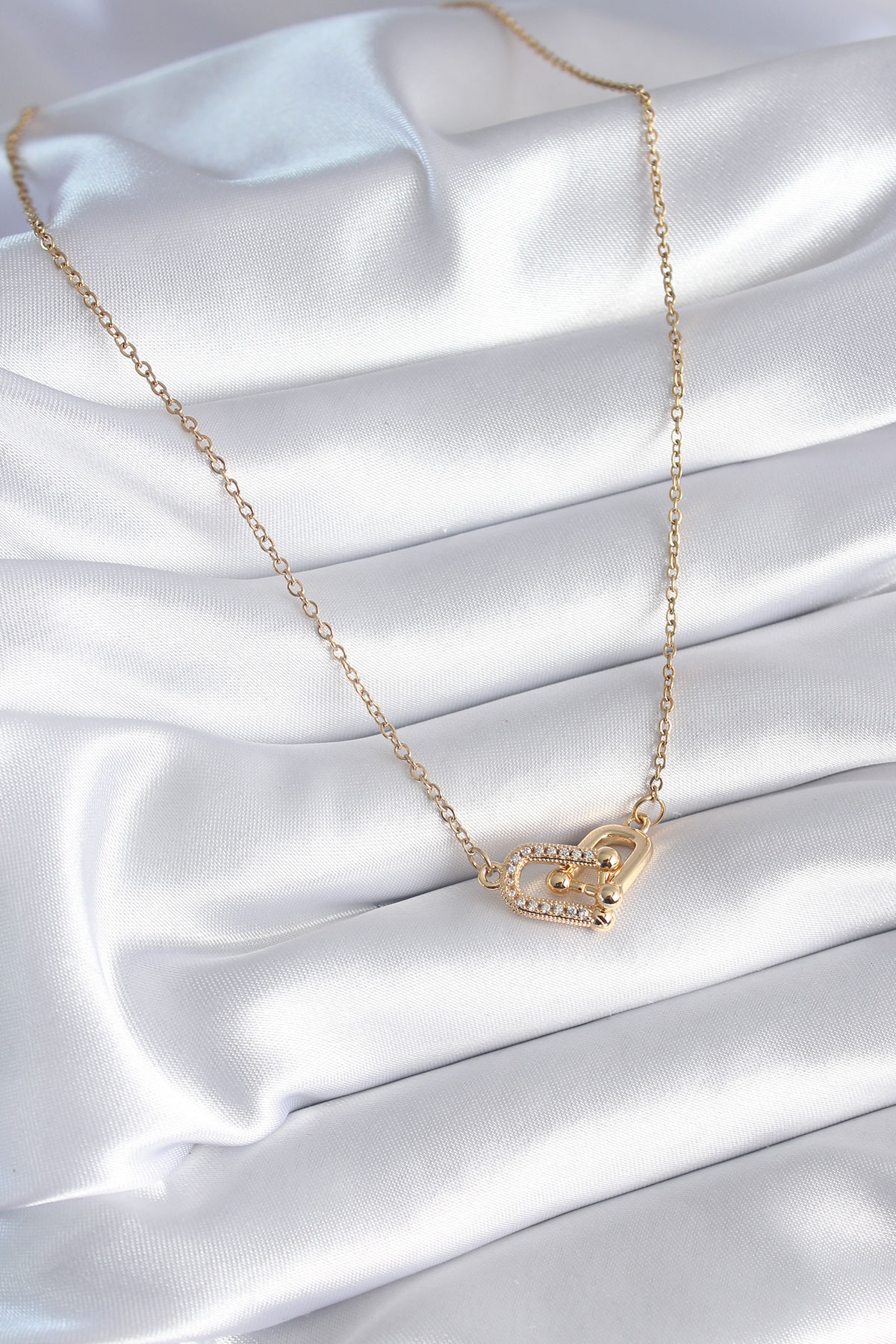 316L Çelik Gold Renk Zirkon Taşlı Model Kadın Kolye 5886 2 316L Çelik Gold Renk Zirkon Taşlı Model Kadın Kolye 5886 - Görsel 2
