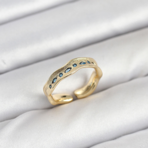 Pirinç Gold Renk Zirkon Taşlı Vintage Kadın Yüzük 5886