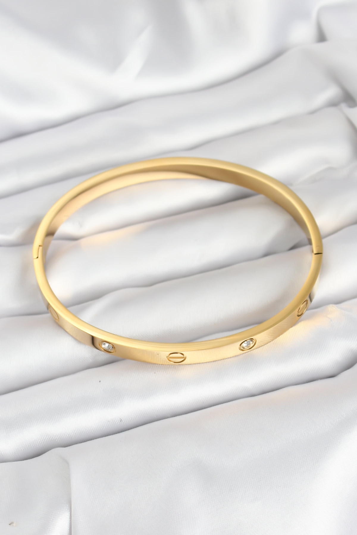 316L Çelik Gold Renk Zirkon Taşlı 65 mm Kadın Kelepçe Bileklik 5886 2 316L Çelik Gold Renk Zirkon Taşlı 65 mm Kadın Kelepçe Bileklik 5886 - Görsel 2