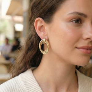 Pirinç Gold Renk Damla Model Vintage Kadın Küpe 5886