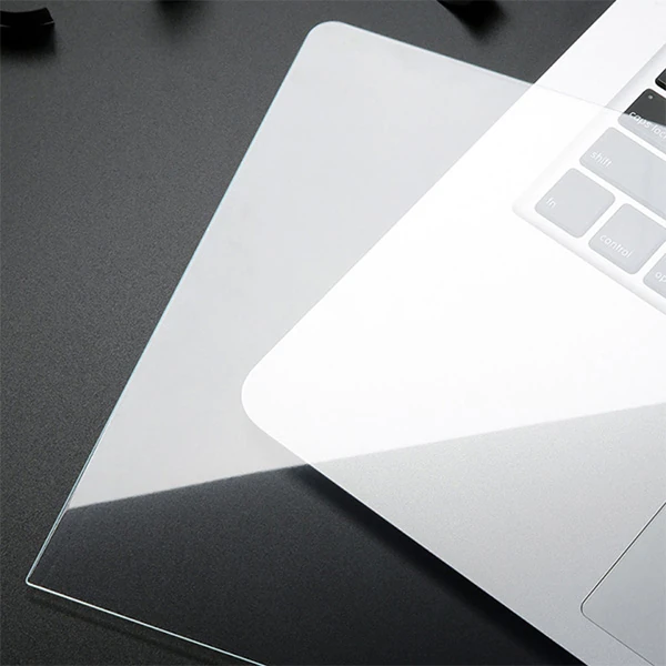 MacBook Pro 13 A2289/A2251 2020 Tempered Cam Ekran Koruyucu 4 MacBook Pro 13 A2289/A2251 2020 Tempered Cam Ekran Koruyucu - Görsel 4