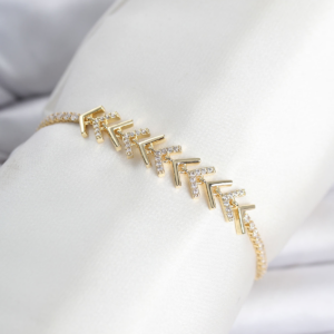 Pirinç Gold Renk Zirkon Taşlı Çavuş Model Su Yolu Kadın Bileklik 5886