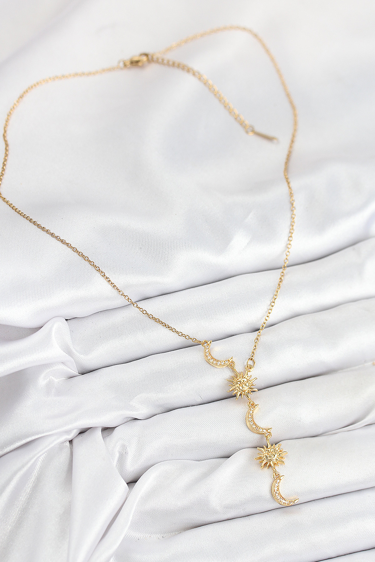 316L Çelik Zirkon Taşlı Güneş Ve Ay Model Gold Renk Kadın Kolye 5886 2 316L Çelik Zirkon Taşlı Güneş Ve Ay Model Gold Renk Kadın Kolye 5886 - Görsel 2